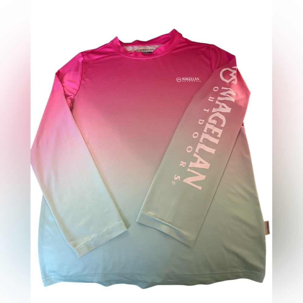 Magellan Outdoors Women’s Ombre Fishing Performance Shirt Pink Blue Small